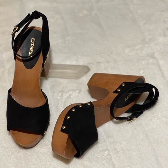 ⚜️Gorgeous Express Open Toe Heels⚜️ - Picture 4 of 8